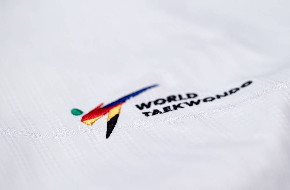 Ju Sports adidas Poomsae-Dobok Senior weiblich ADITPAF01 im Angebot