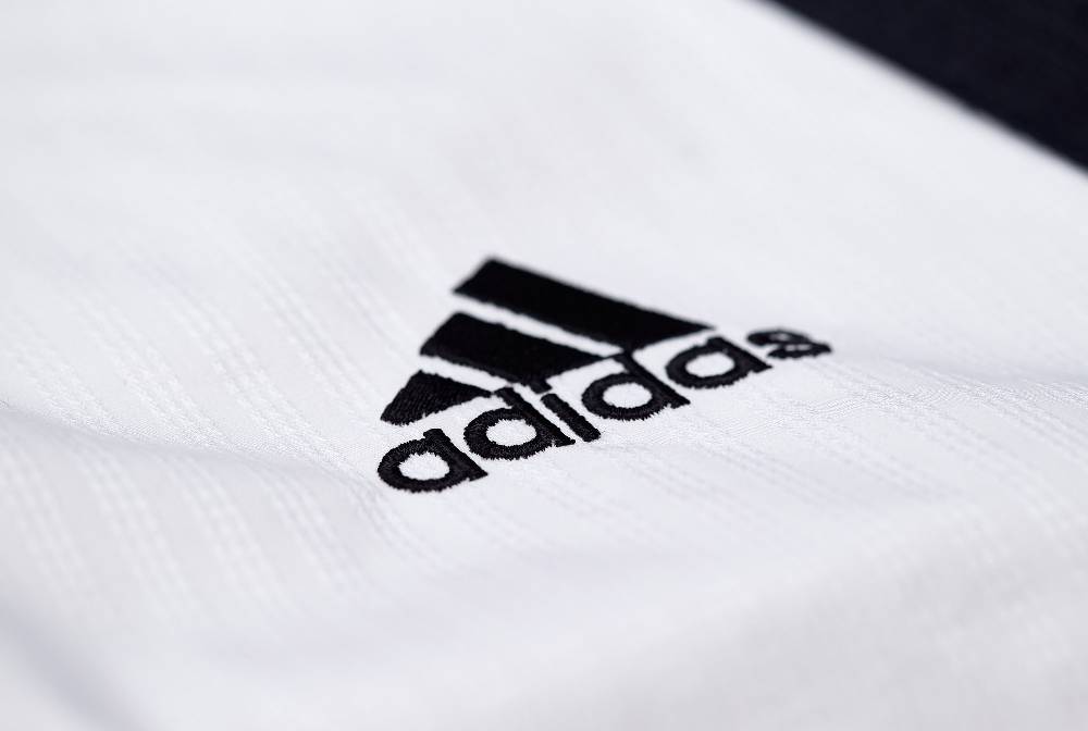 Ju Sports adidas Poomsae-Dobok Senior weiblich ADITPAF01 im Angebot