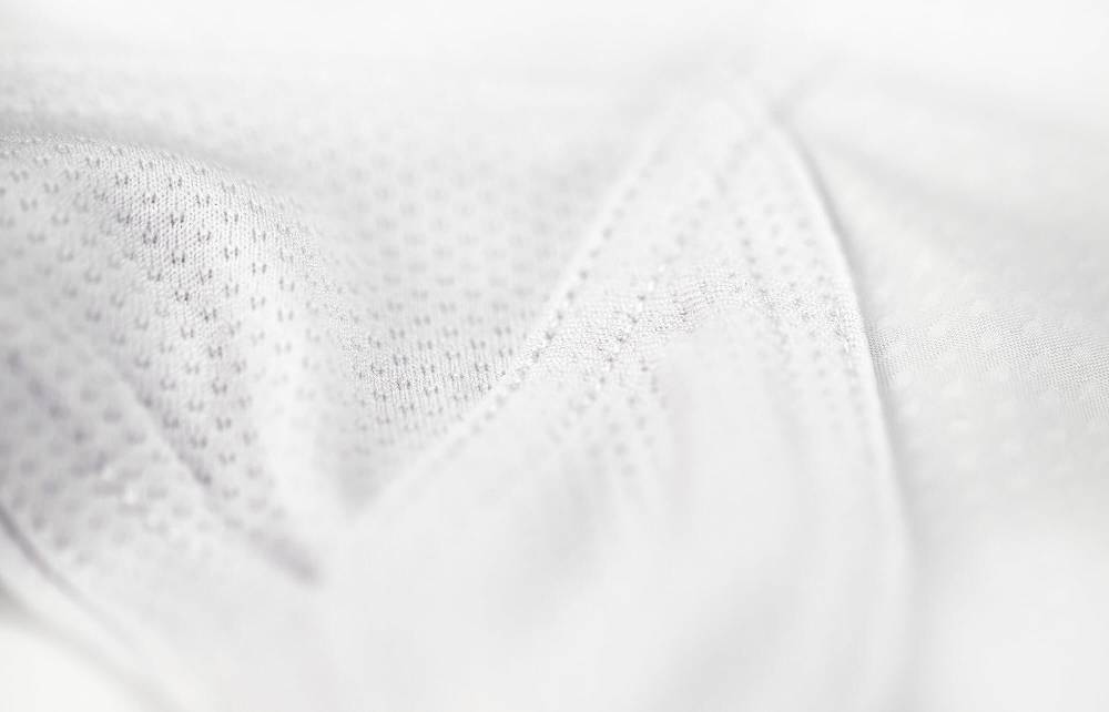 Ju Sports adidas Taekwondoanzug, adi Fighter Eco mit Streifen, schwarzes Revers Verkauf