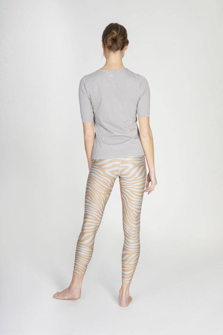 Kismet Yogastyle Ayala Shirt stone Saisonschlussverkauf