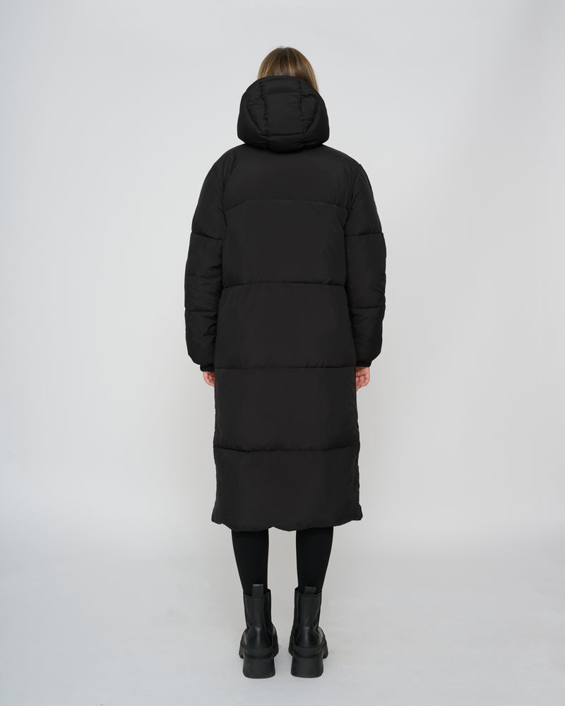 Kuuno Everyday Long Puffer Jacket Night Black Online