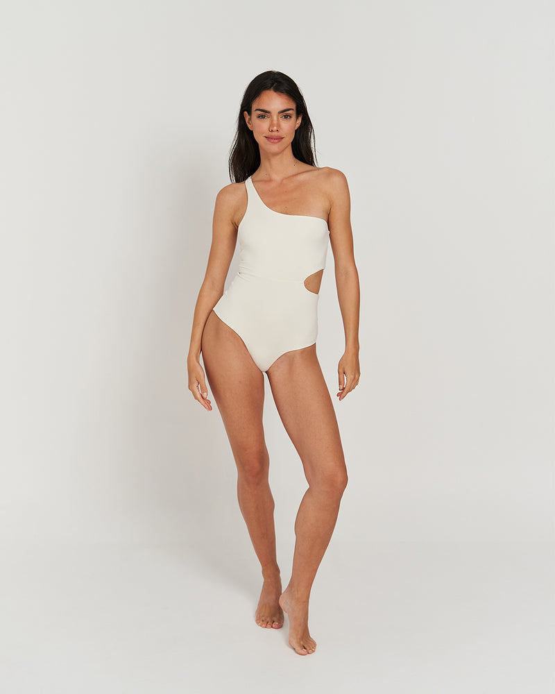 Kuuno Swimsuit One Shoulder Off White Meist gekauft
