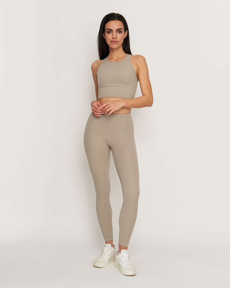Kuuno Essential Movement Bra Deep Sand Auslauf