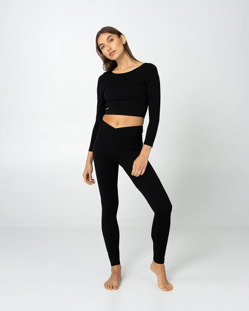 Kuuno Essential Cropped Longsleeve Night Black Hotsell