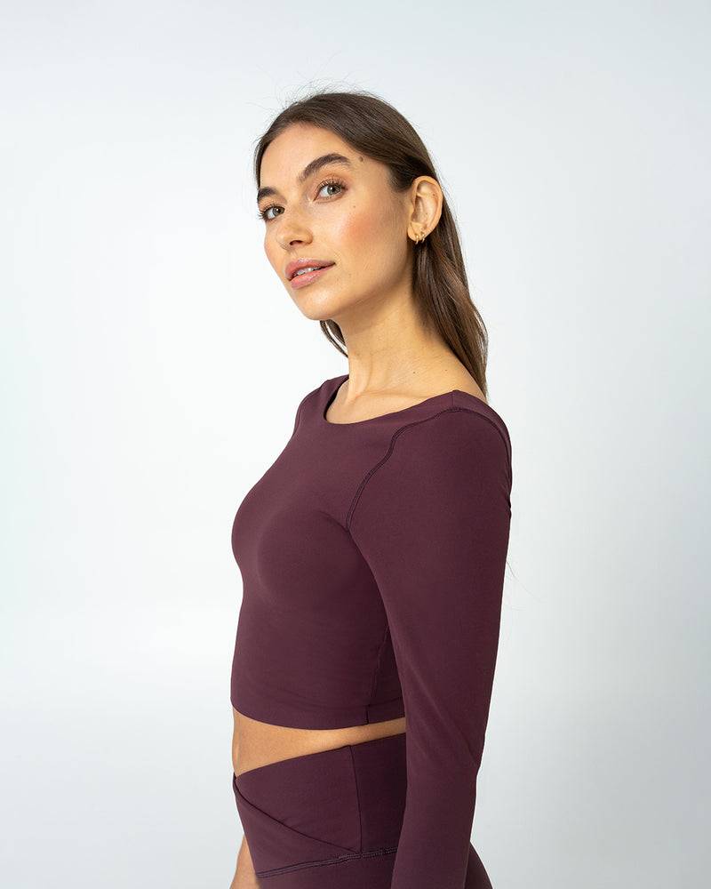Kuuno Essential Cropped Longsleeve Dark Berry im Angebot