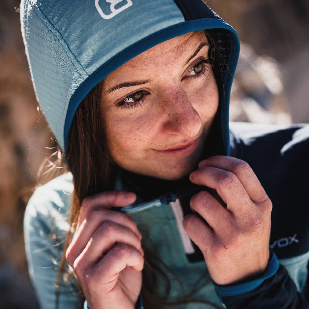 Ortovox FLEECE LIGHT GRID ZN HOODY im Angebot