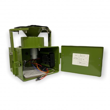 Parforce Automatischer Metall-Wildfütterer HUNTERA FeedPro M3 6V gerichtet im Angebot