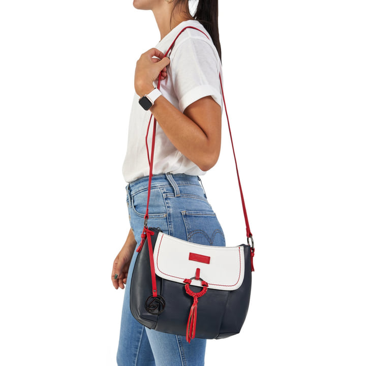 Remonte Artikelnummer Q0615-14 remonte Handtasche maritim Letzter Tag
