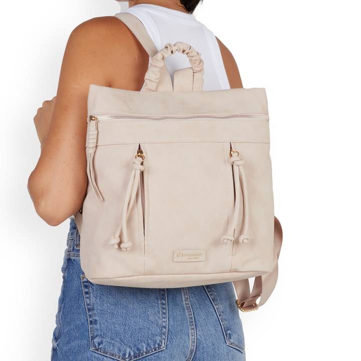 Remonte Artikelnummer Q0523-31 remonte Rucksack champagner Versandkostenfrei