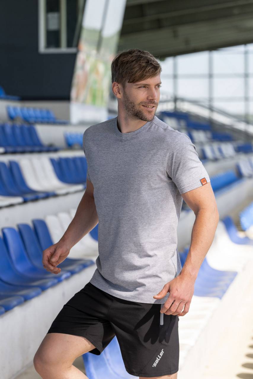 Saller Short »sallerEssential2« Vierteljährliche Förderung