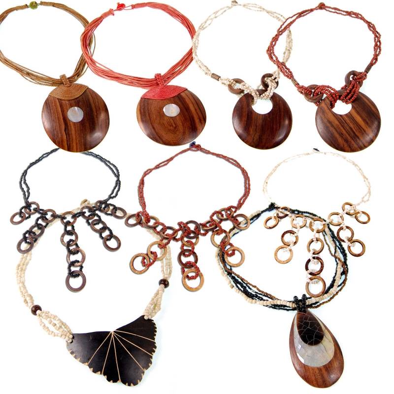 Seestern Sportswear Seestern Halskette exotischer Modeschmuck mit Holz & Perlmut Anhängern